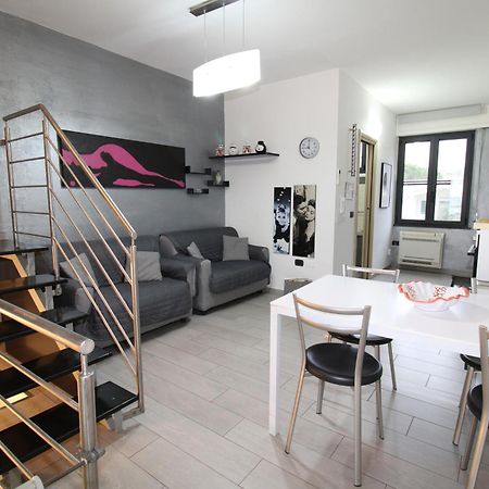 Corona'S Apartment- Fronte Spiaggia La Caletta Zewnętrze zdjęcie