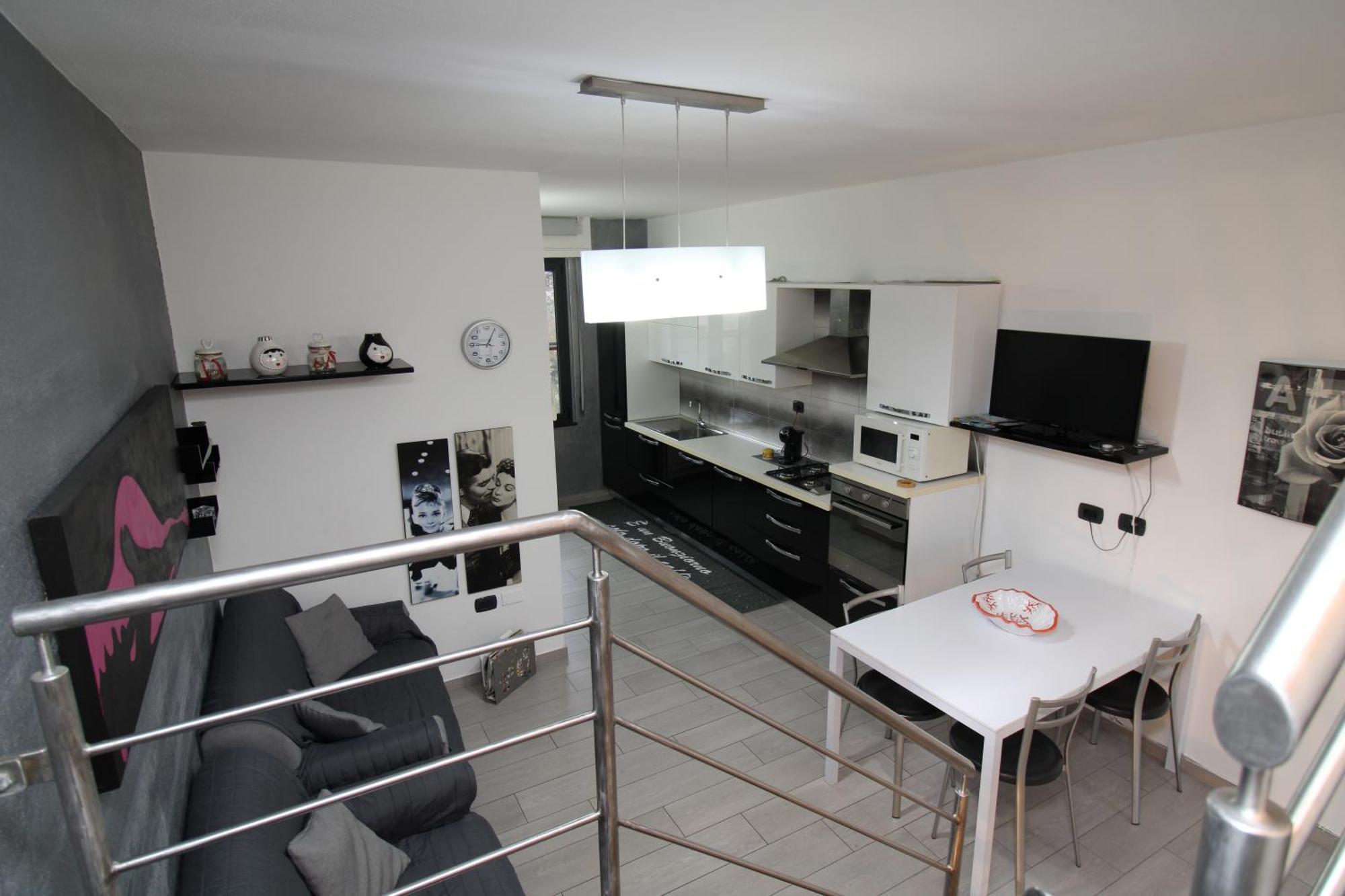 Corona'S Apartment- Fronte Spiaggia La Caletta Zewnętrze zdjęcie