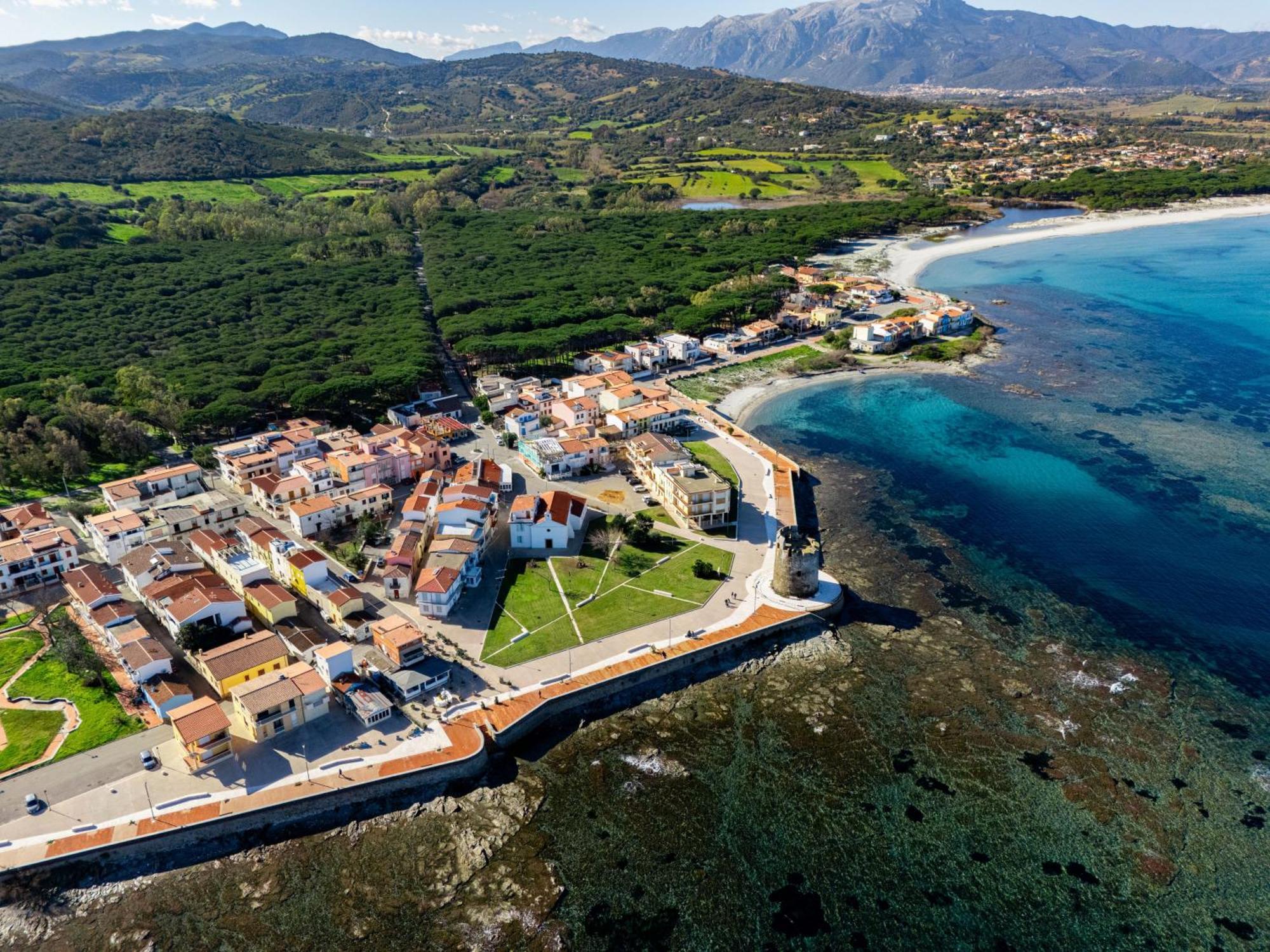 Corona'S Apartment- Fronte Spiaggia La Caletta Zewnętrze zdjęcie